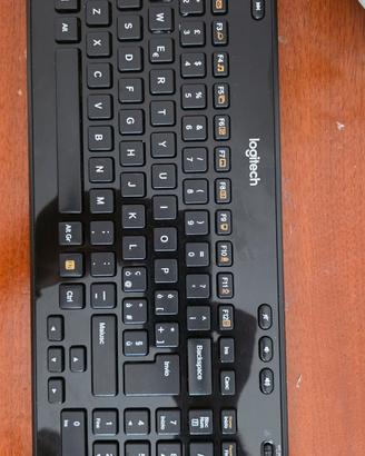 Tastiera e mouse Logitech  wireless