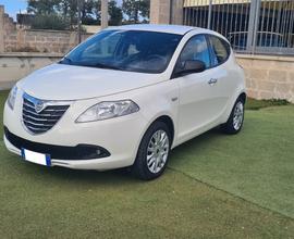 Lancia Ypsilon 1.2 benz. 70 cv 2014 NEOPATENTATI