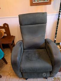 2 POLTRONE ELETTRICHE ALZAPERSONA
