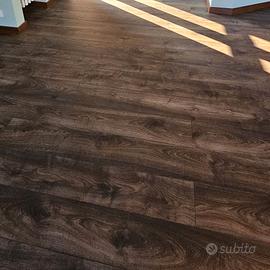 Pavimento laminato 12 mm Mammut Bruno [Sconto 50%