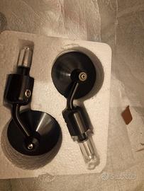 coppia di specchietti da manubrio nuovi 