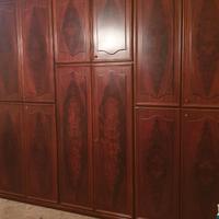 armadio in legno massello