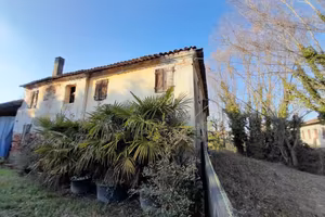 Rustico / Casale di 240 m² con più di 5 locali e b