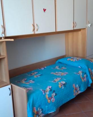 cameretta in buone condizioni