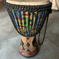 Djembe africano artigianale
