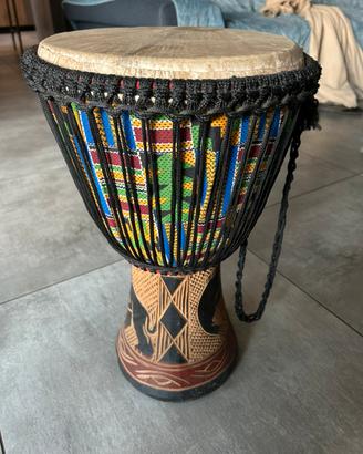 Djembe africano artigianale
