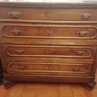 Cassettiere e cassapanca