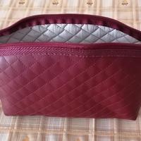 Custodia per accessori da viaggio