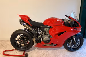 Ducati Panigale V2