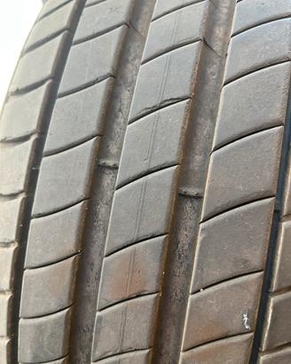Pneumatici Michelin Primacy 3 205/55 R19 estivi