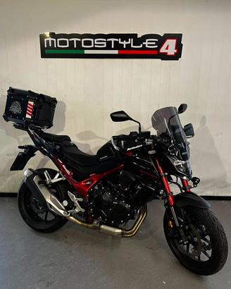 HONDA CB 750 HORNET