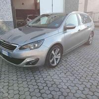 PEUGEOT 308 PureTech Turbo 130 S&S SW Allure