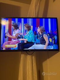 TV TCL 32 pollici semi nuova