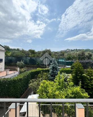 6 LOCALI A PIANO DI SORRENTO