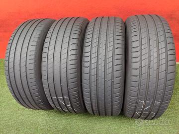 235 65 17 Gomme Estive 70-90% Michelin 235 65R17