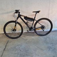 Bicicletta mountain bike Scott