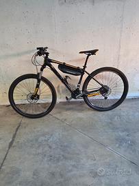Bicicletta mountain bike Scott