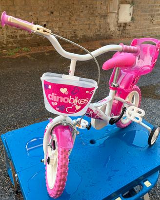 Bicicletta per bambini e monopattino a tre ruote