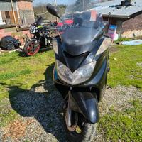 Scooter Majestic 400