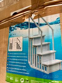 Scala per piscina.