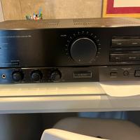 Onkyo amplificatore