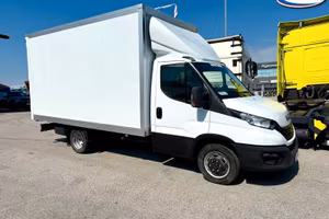 IVECO DAILY 35c140 furgonato, 2022, km 80.000