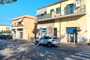 Negozio fronte parco Friuli