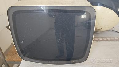 tv Grundig Triumph 1215A Il Grundig Triumph 1215A