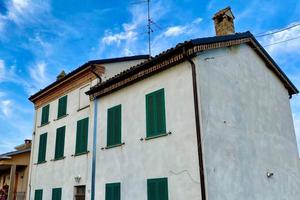 Cascinale con terreno a corpo