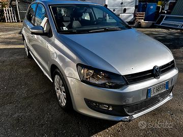 Volkswagen Poli