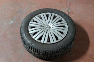 Ruote invernali VW Polo 15" + coppe + sacche
