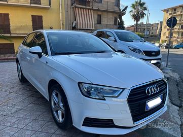 Audi A3 1.6 TDI 116 CV S tronic Sport
