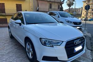 Audi A3 1.6 TDI 116 CV S tronic Sport