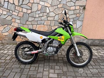KAWASAKI KLX 250
