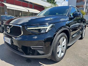VOLVO XC40 T2 automatico Core (AUTOCARRO N1)