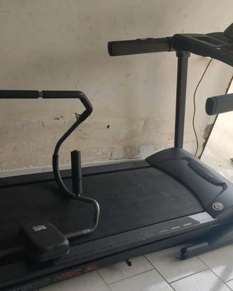 Tapis roulant synchron action XT900
HRC BL|