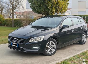 Volvo v60 - 1.6 Diesel R-Design 2015 