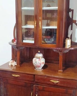 Credenza