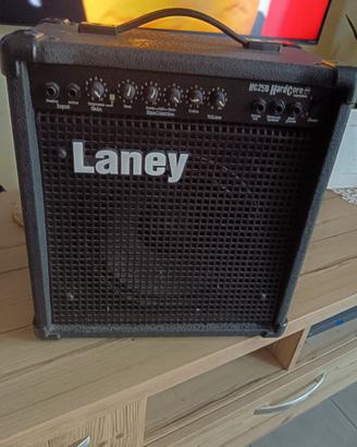 Cassa per basso Laney