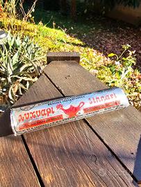 Un blister carboncini grandi per incensi o narghil