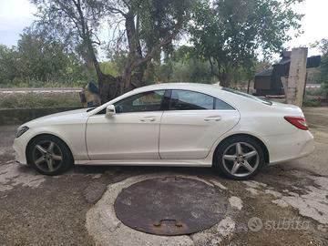MERCEDES CLS