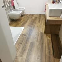 Mattonelle effetto legno e effetto marmo