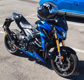 Suzuki GSX S 750