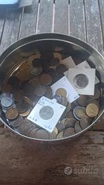 Scatola di monete della Nonna.
