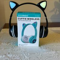 Cuffie wireless con orecchie da gattino. 😻