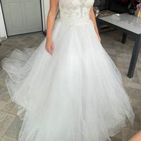 Abito da sposa NUOVO 850€