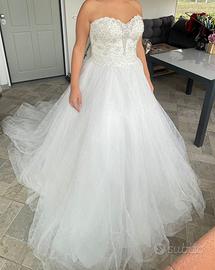 Abito da sposa NUOVO 850€