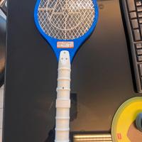 Racchetta elettrica per zanzare con torce