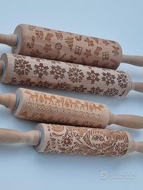 Mattarello Decorativo Natale in Legno Inciso – Ren