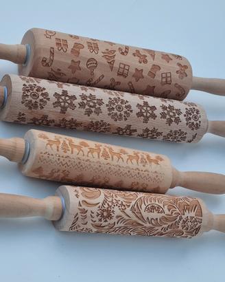 Mattarello Decorativo Natale in Legno Inciso – Ren